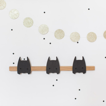 Porte manteaux super héros. Patère murale enfant 3 crochets
